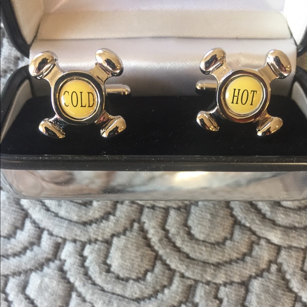 Cuff links - Faucet hot cold themed - NWT